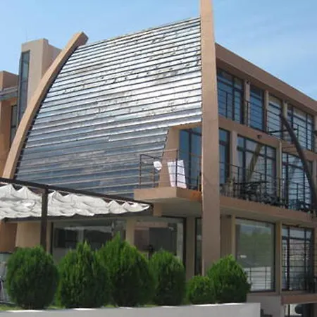 Odyssey Hotell 3*